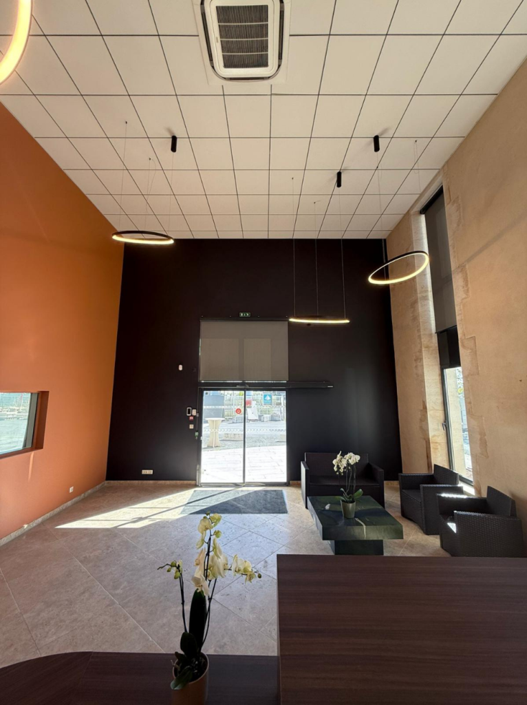 Armonie Déco s'occupe de l'aménagement intérieur de l'entreprise Somebat à Niort